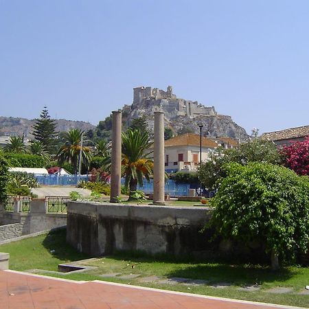 Hotel Mediterraneo Roccella Ionica Zewnętrze zdjęcie