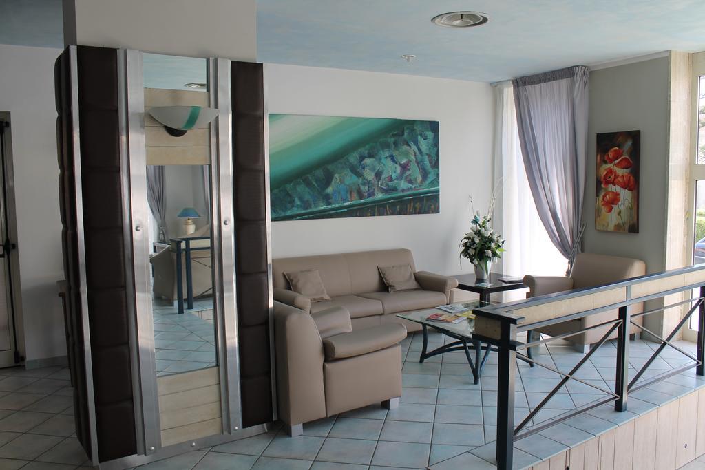 Hotel Mediterraneo Roccella Ionica Zewnętrze zdjęcie