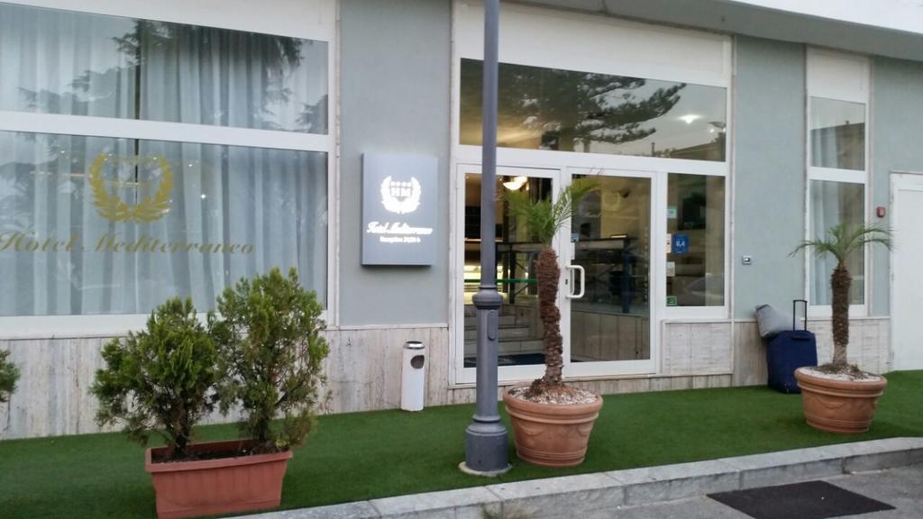 Hotel Mediterraneo Roccella Ionica Zewnętrze zdjęcie