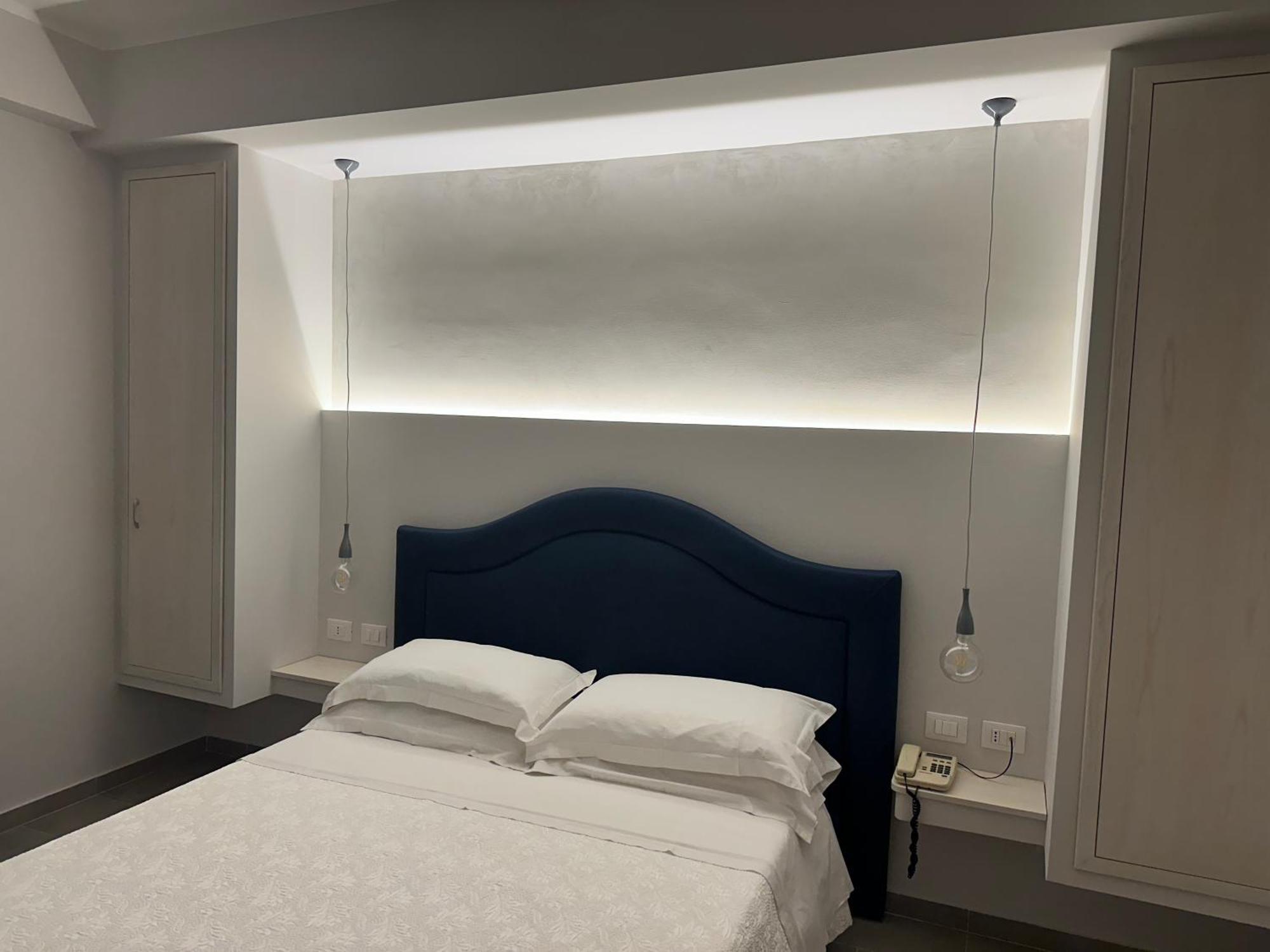 Hotel Mediterraneo Roccella Ionica Zewnętrze zdjęcie
