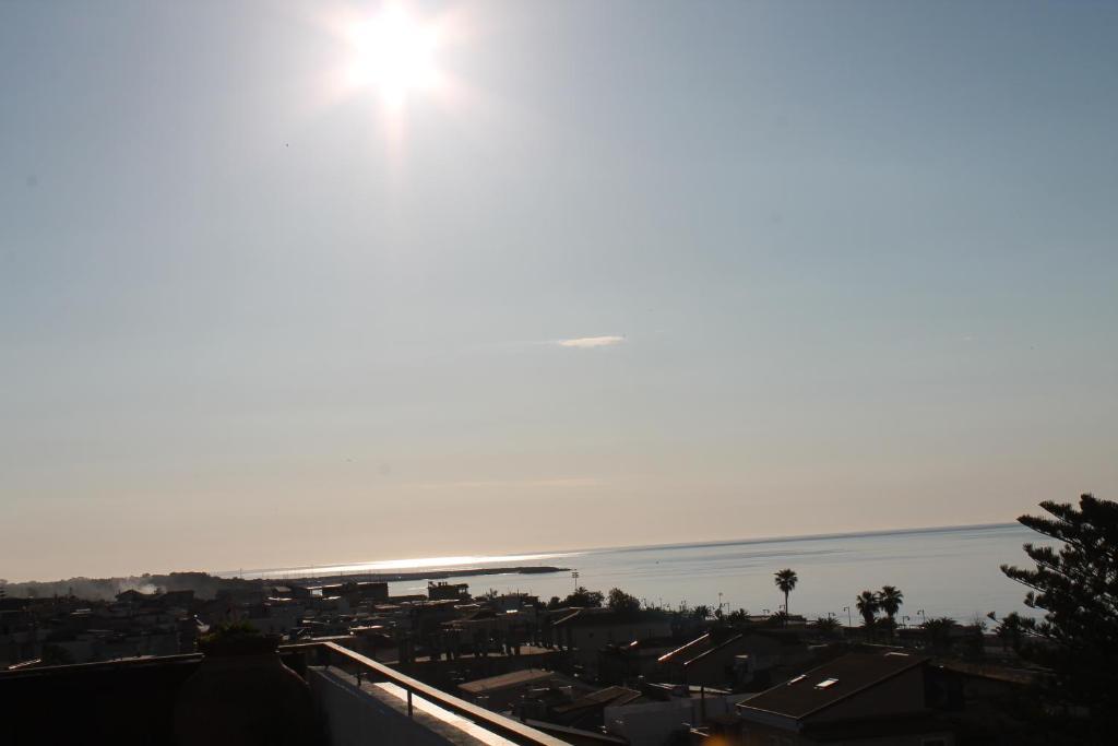 Hotel Mediterraneo Roccella Ionica Zewnętrze zdjęcie