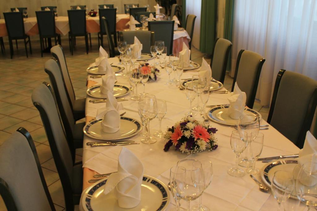 Hotel Mediterraneo Roccella Ionica Zewnętrze zdjęcie