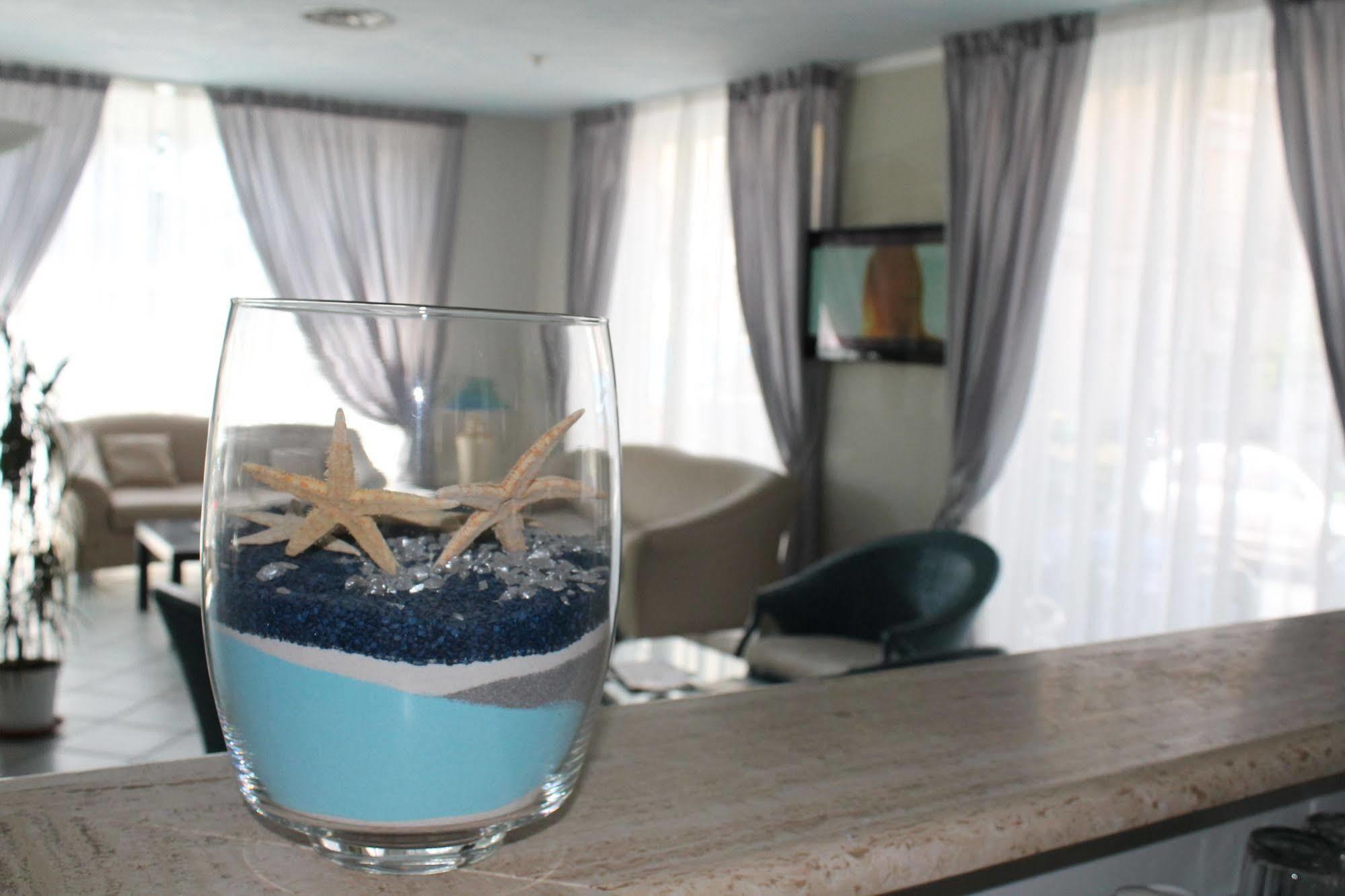 Hotel Mediterraneo Roccella Ionica Zewnętrze zdjęcie